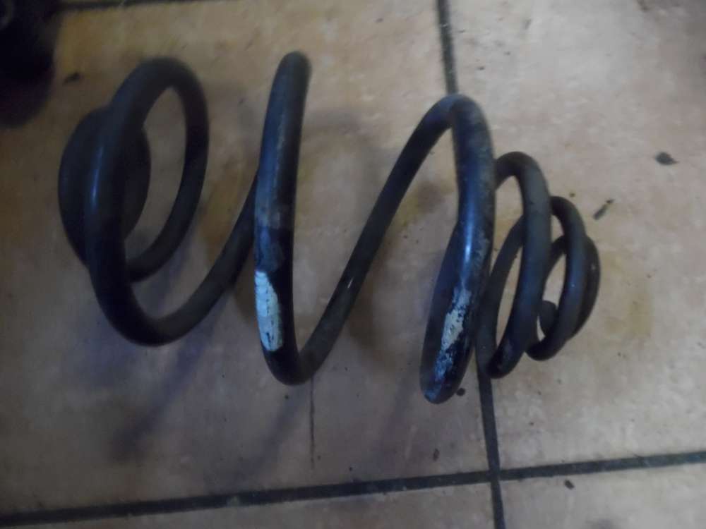 Opel Corsa B Fahrwerksfeder Federn Hinten