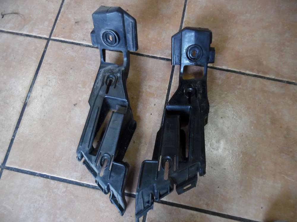 VW Golf V Halter Stoßfänger Hinten Rechts / Links 1K6807393-394