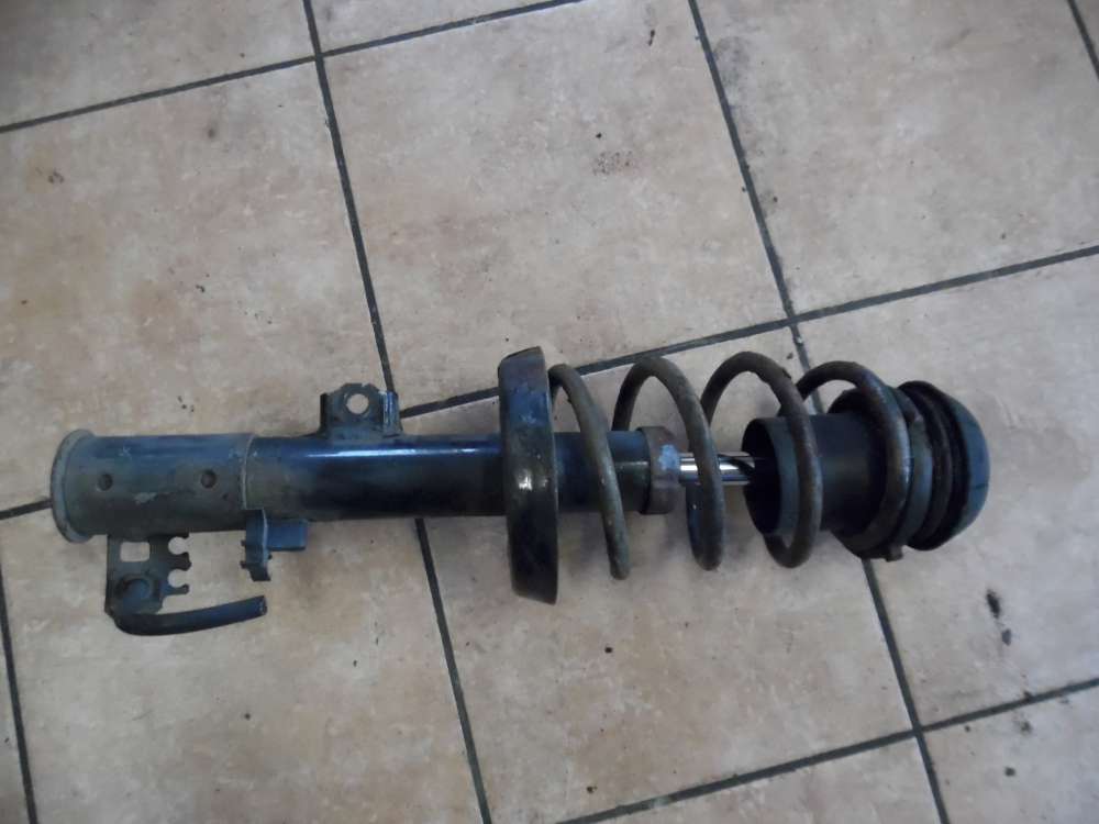 Opel Vectra B Federbein Sto?d?mpfer Feder vorne Links