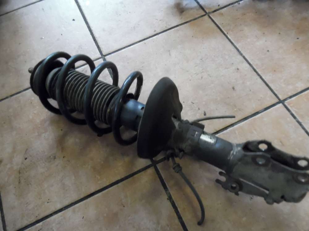 VW Golf III / IV Cabrio Federbein Sto?d?mpfer Vorne Rechts