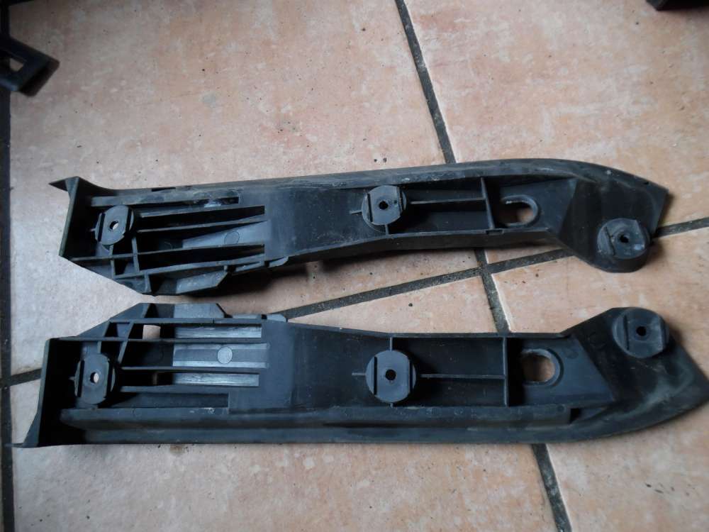VW Golf III / IV Cabrio Halter Stoßfänger Hinten 1E0807393 1E0807394