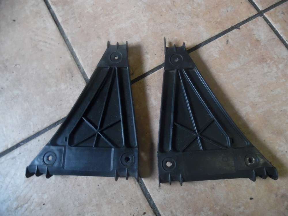 Audi A4 Halter Stoßfängerhalter Hinten 8D0807483 8D0807484