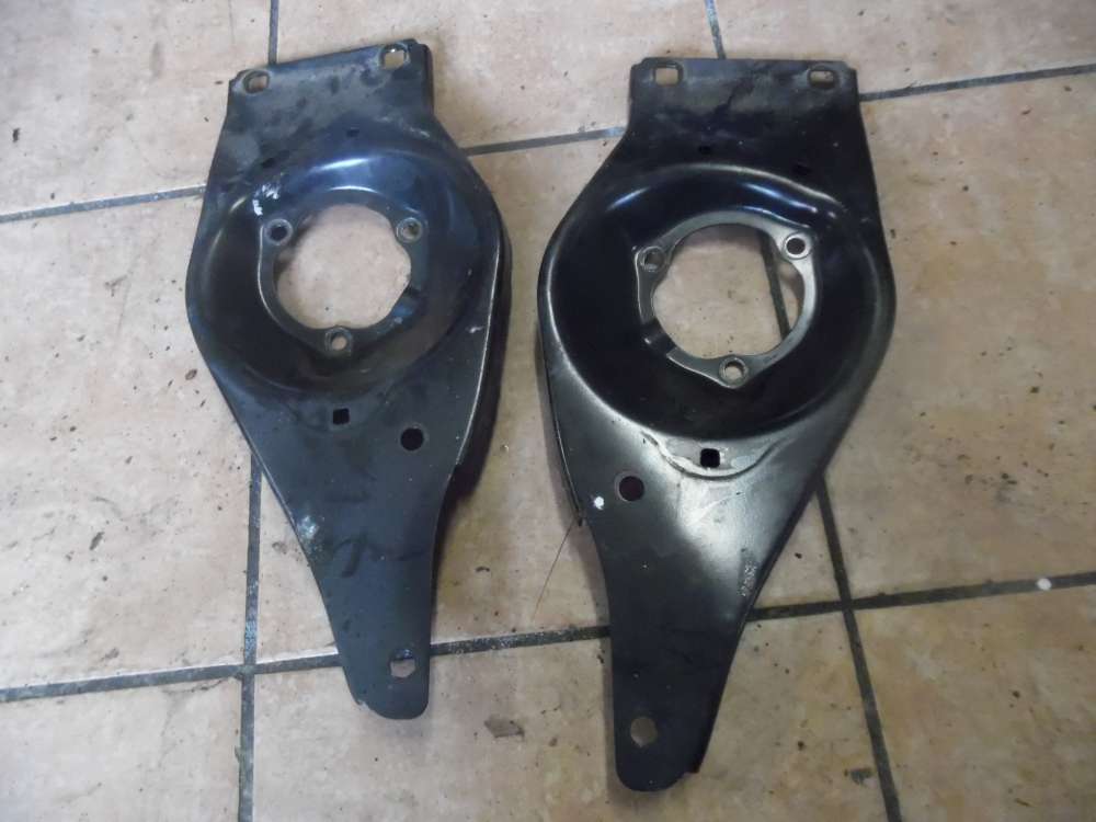 Ford Mondeo III Halterung Stoßdämpferhalter Vorne 1S71-11008 1S71-11009