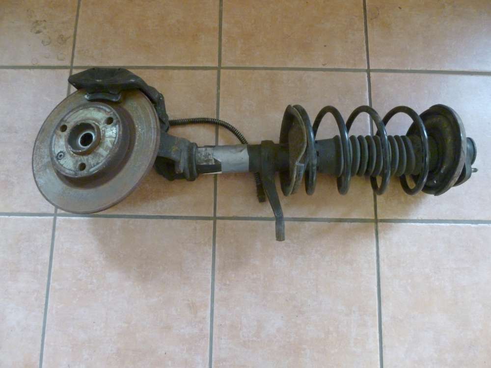 Peugeot 106 Bj:1996 Sto?d?mpfer Federbein Vorne Links mit Radnabe