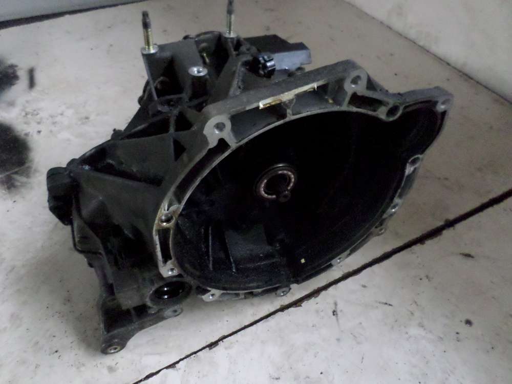 Ford Focus DAW 1,6 Schaltgetriebe Getriebe 98WT7F096AB