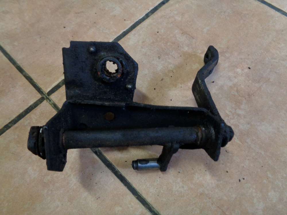 VW Golf 3 Umlenkwelle Schaltung Schaltgest?nge Getriebe 1H0711088