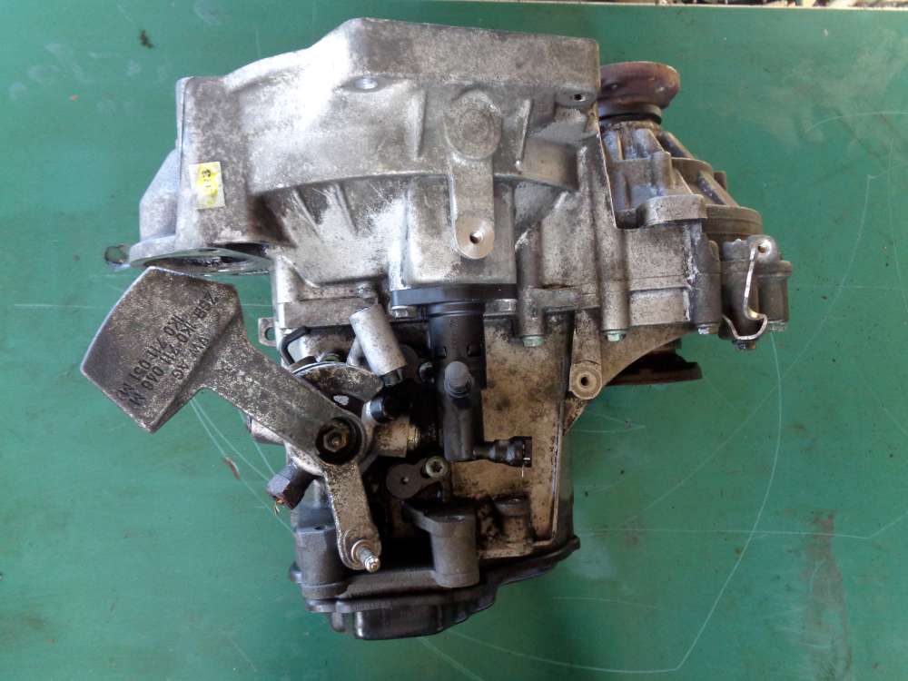 VW Golf Audi Skoda Seat 1,9TDi Getriebe Schaltgetriebe 5 Gang 0A4301107D 1K0711051M 1K0711046M