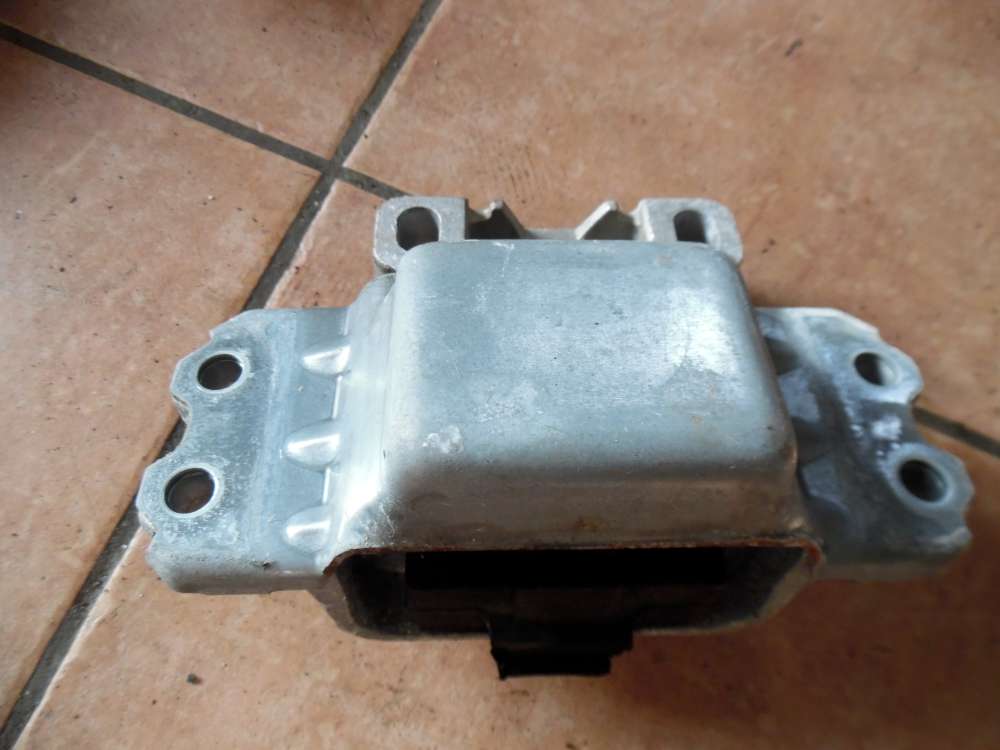 VW Golf VI Halter Getriebehalter Halter 1K0199555