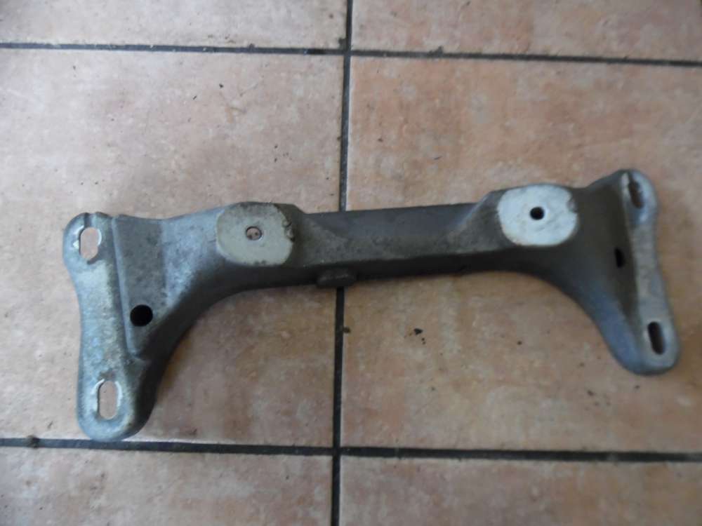 BMW E46 320d Getriebetr?ger Getriebehalter 1094684