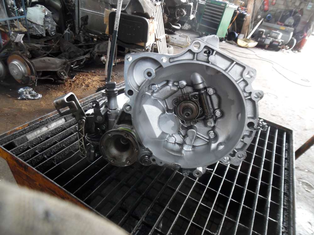VW polo 6N 1,0L Getriebe Schaltgetriebe EAW 5-gang 186000KM 085301103H