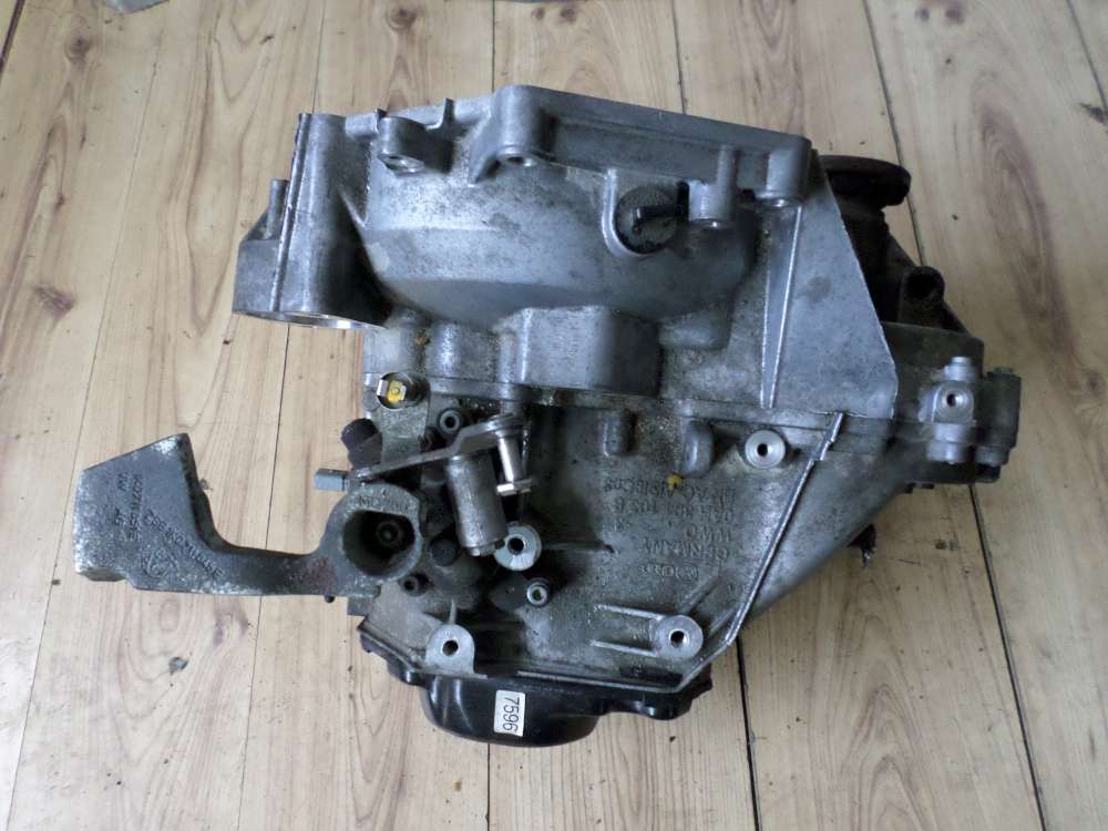 VW Touran Bj 2004 Original Getriebe FZT  89000 KM