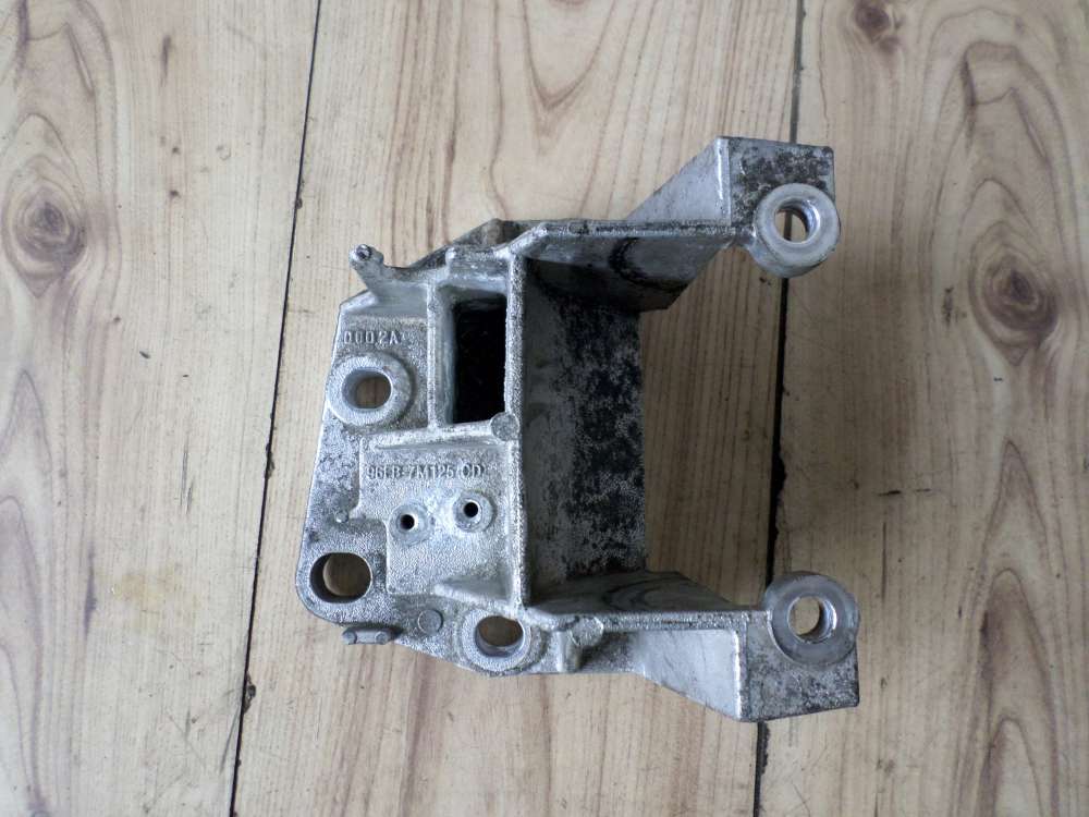Ford Fiesta IV Halter Getriebehalter 96FB7M125CD