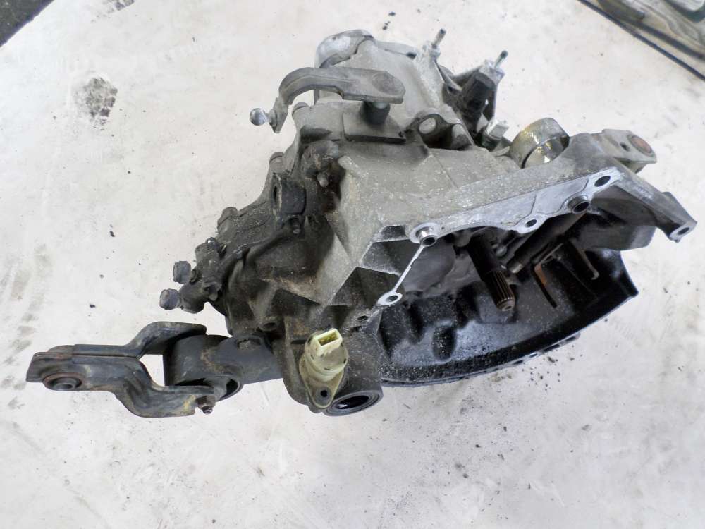 Getriebe Peugeot 106 1,0 Bj98 33KW - 86000 KM