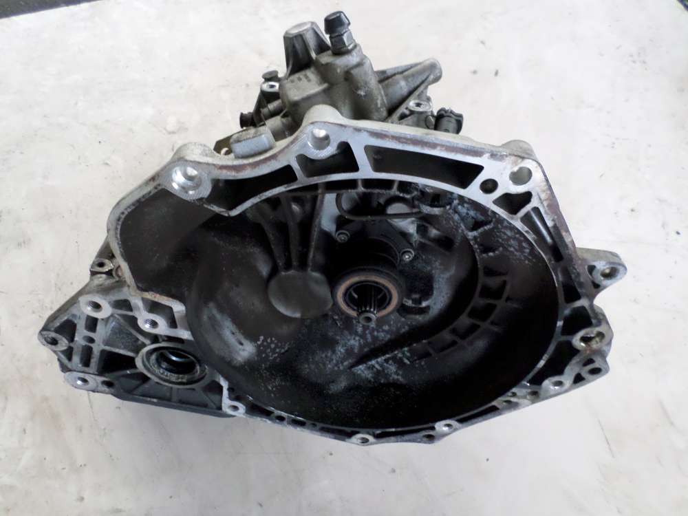 Opel Corsa C 1,0L Getriebe Schaltgetriebe 90400206 - 98125 Km