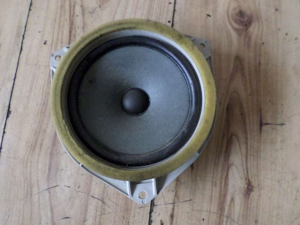 Toyota Yaris Verso Lautsprecher vorne links T?rlautsprecher 86160-46060