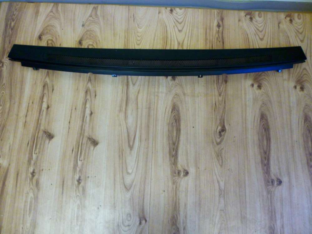 Mercedes A-Klasse W168 Windlauf Wischerabdeckung Abdeckung A1688300518