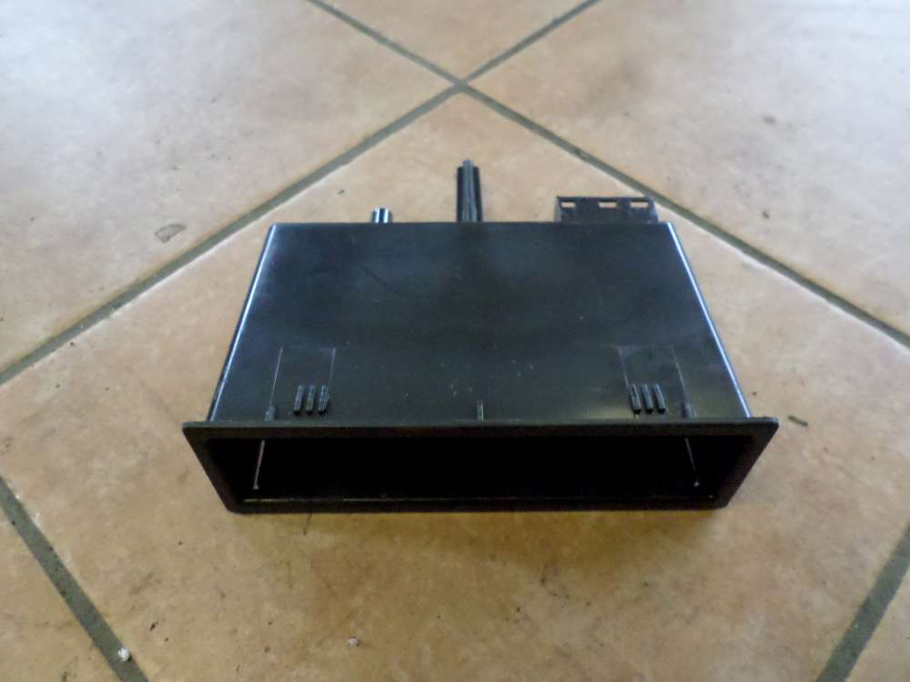 Peugeot Partner Ablagefach Staufach 9613133077