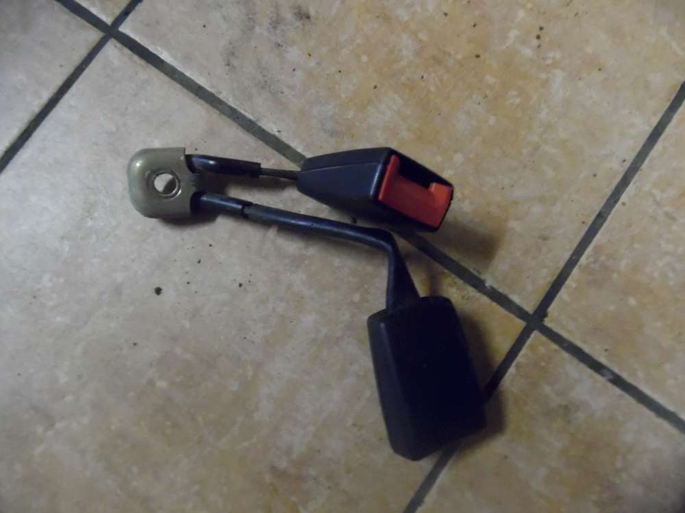Audi A3 8L 1,8 Sicherheitsgurtschlo? Gurtschloss hinten Mitte 8L0857739A
