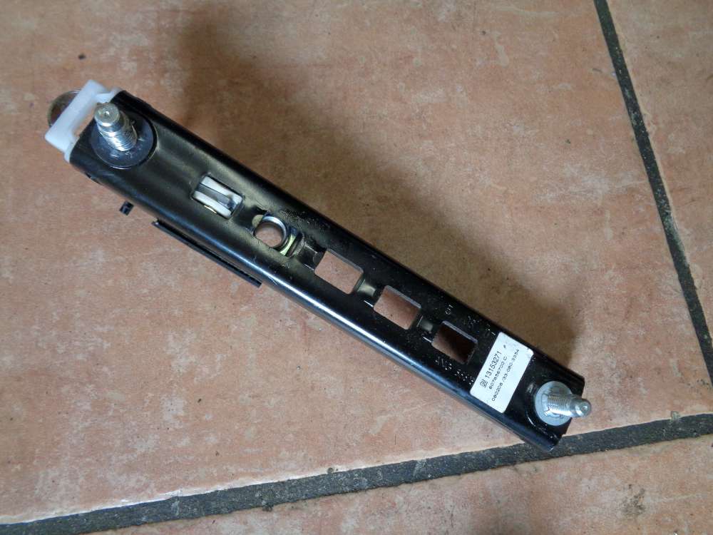Opel Corsa D H?henversteller Sicherheitsgurt Gurt Vorne 13153271