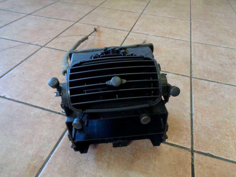 SMART Fortwo MC01 Bj:06 Lüftunsschacht Luftdüse Luftdusche Mitte 0001163V024