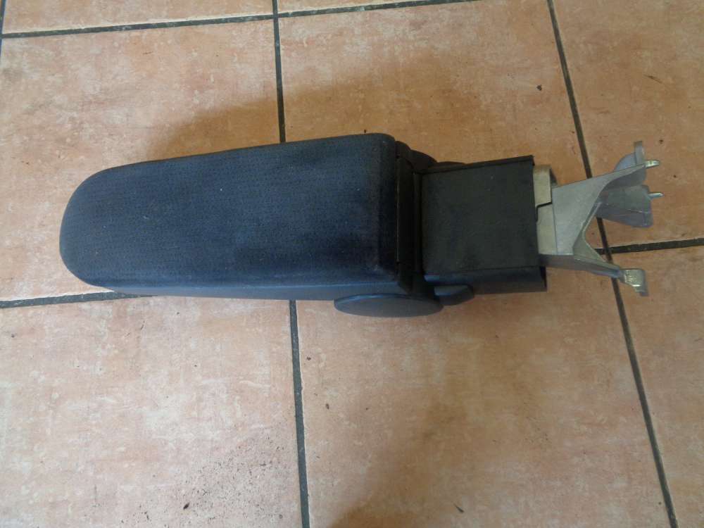 VW Golf 4 Bj:1998 Mittelarmlehne Armlehne Lehne 1J0864273C