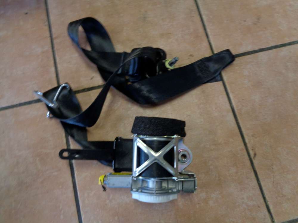 Ford Fiesta VI Sicherheitsgurt Gurt Gurtstraffer Vorne Rechts 8V51-B61294-CL