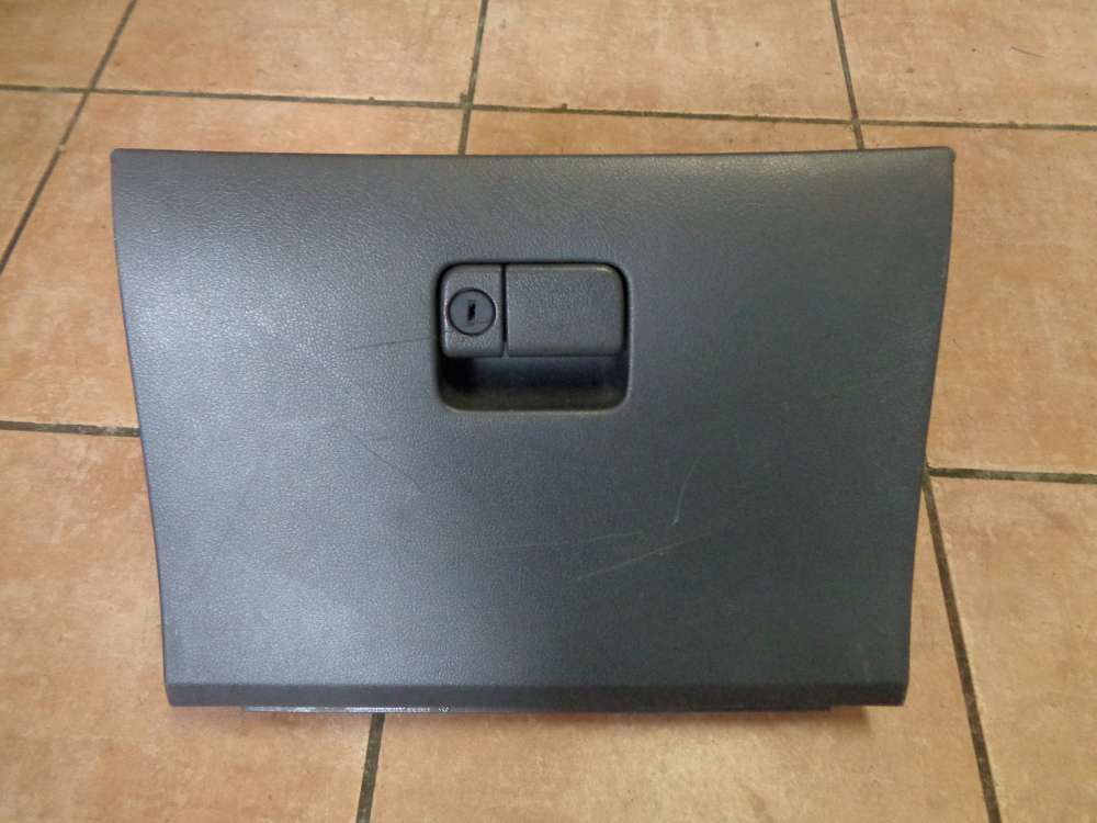Mazda 323 BA Handschuhfach Ablagefach