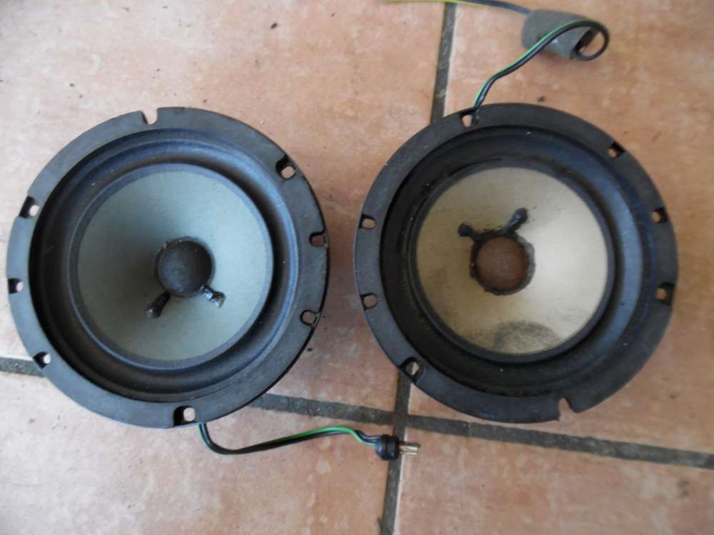 Mercedes-Benz W124 E-Klasse Lautsprecher Boxen Hinten Hutablage Heckablage 0008205402