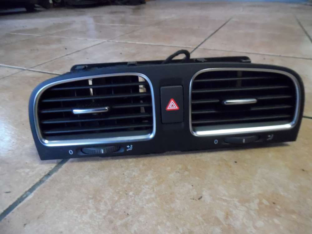 VW Golf 6 VI Luftüngsdüse Luftdüse Mitte 5K0815735D