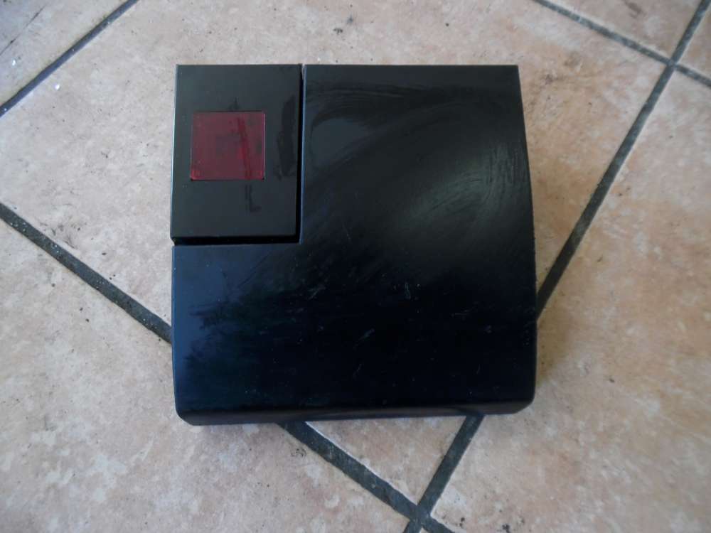 Audi A3 8L Aschenbecher 8L0857951