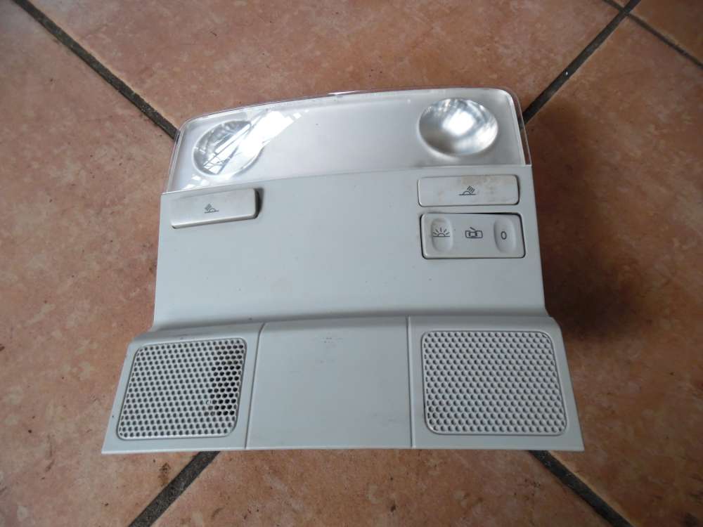 VW Golf V Innenleuchte Leseleuchte Leuchte 1K0947105