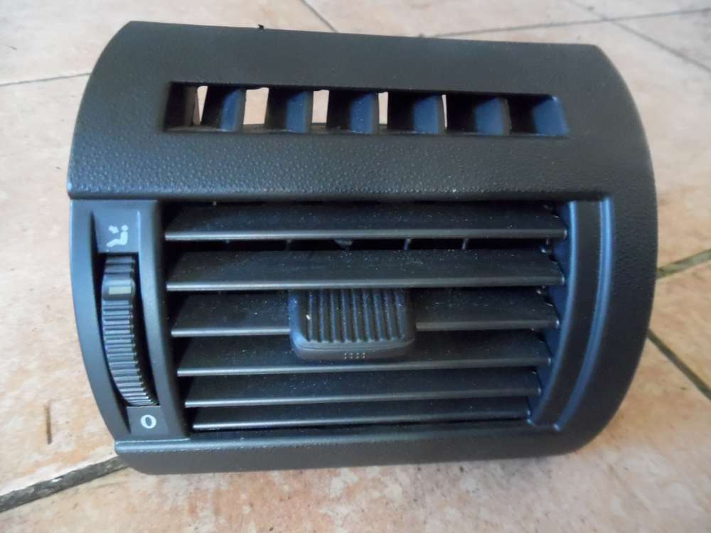 VW Fox 5Z Luftdüse Luftdusche Vorne Rechts 5Z0819704