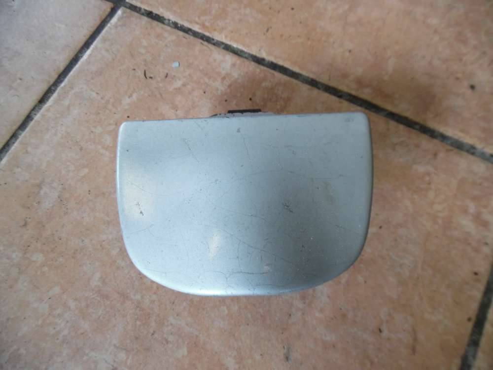 Peugeot 206 Aschenbecher 9627639377
