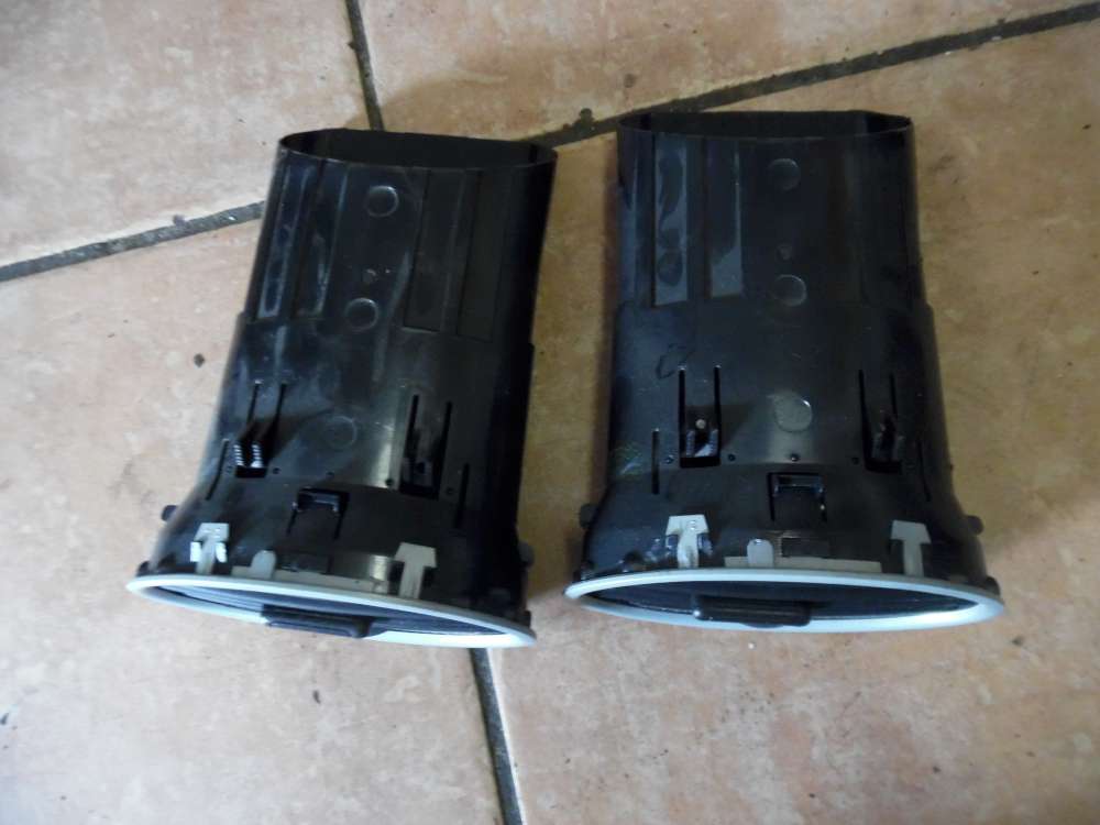 Ford-Focus II Luftdusche Luftdüse 4M51-A014L21