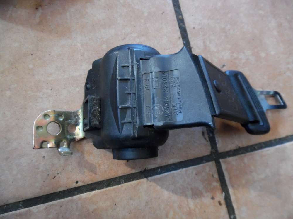 AUDI A4 B5 Gurt Sicherheitsgurt Hinten mitte 4A0857713