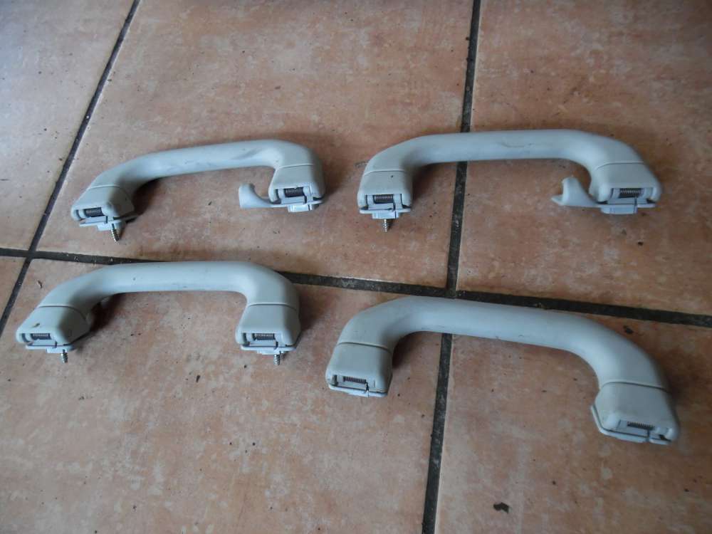 VW Golf III Haltergriff Angstgriff 1H0857607