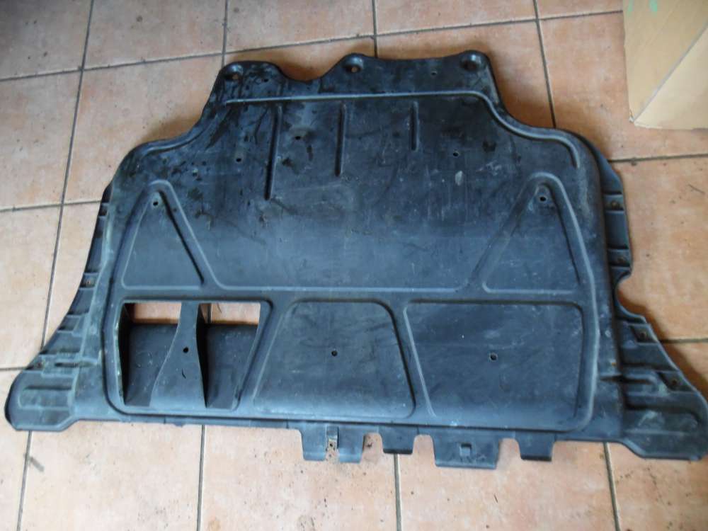 VW Audi Skoda Unterfahrschutz Unterbodenschutz 5Q0825236