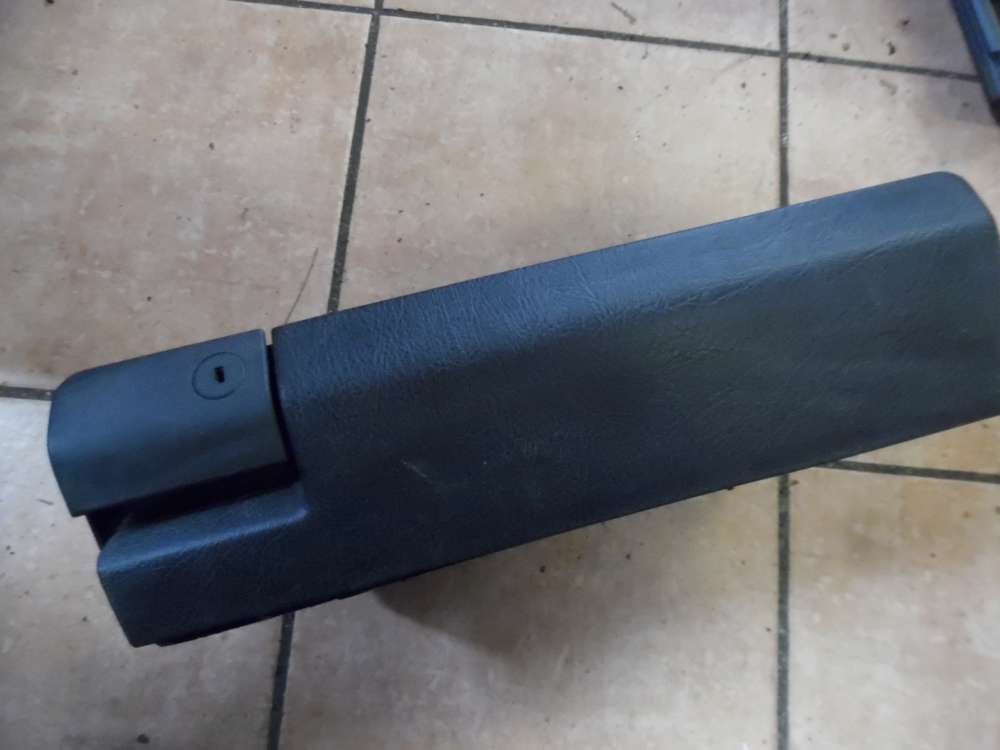 Mercedes-Benz C-Klasse W202 Handschuhfach A2026890891