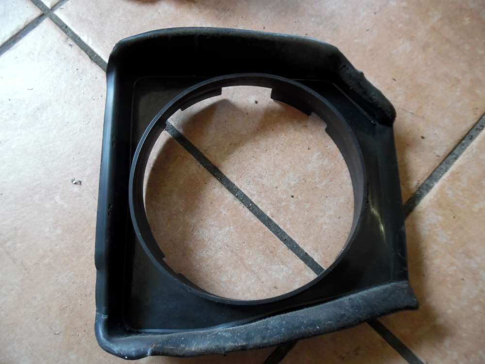VW Polo 9N Halter Lautsprecher T?r Vorne Links 6Q0035217