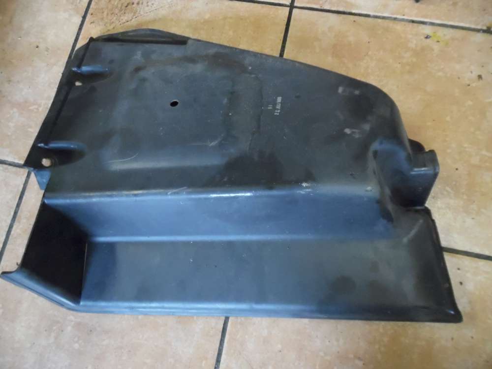 Mercedes E-Klasse W210 Abdeckung unten 2104780237