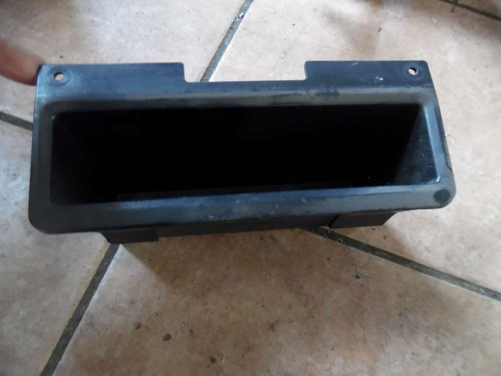 Seat Arosa 6H Ablagefach Staufach Ablagekasten mitte 6K0857925