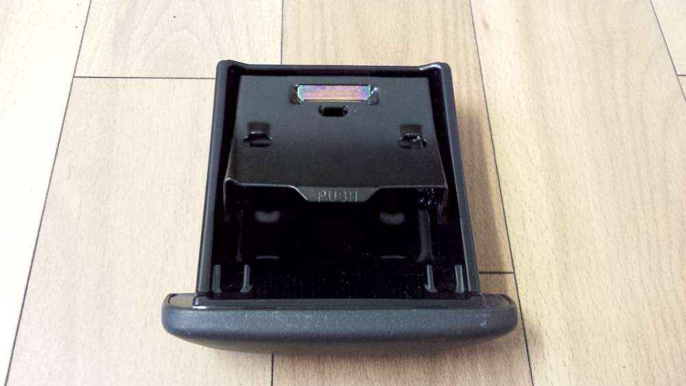 Toyota Yaris Verso Bj.1999-2005 Aschenbecher unbenutzt  74111-52010