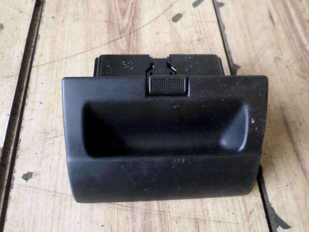 VW Golf 3 Vento Aschenbecher 1H1857309 Original