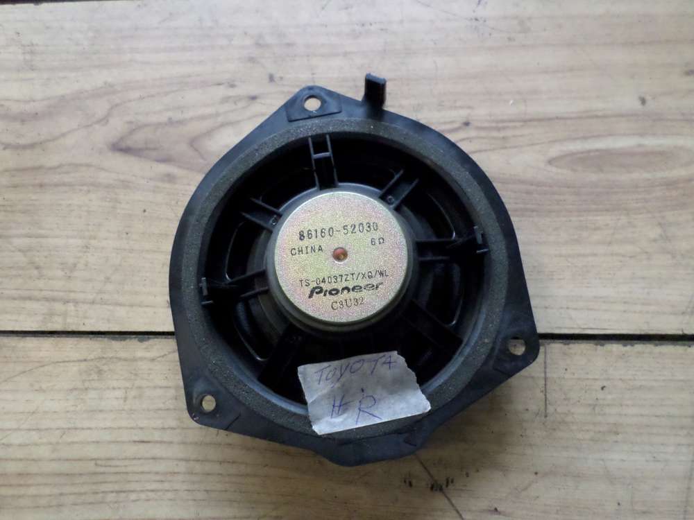 Original Toyota Yaris Verso Satz l Lautsprecher hinten Rechts 8616052030