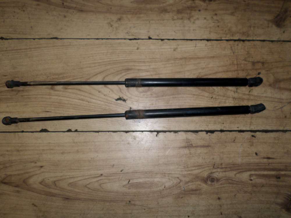 Original VW Golf 4 Gasfeder Dämpfer Heckklappe Hinten 1J6827550