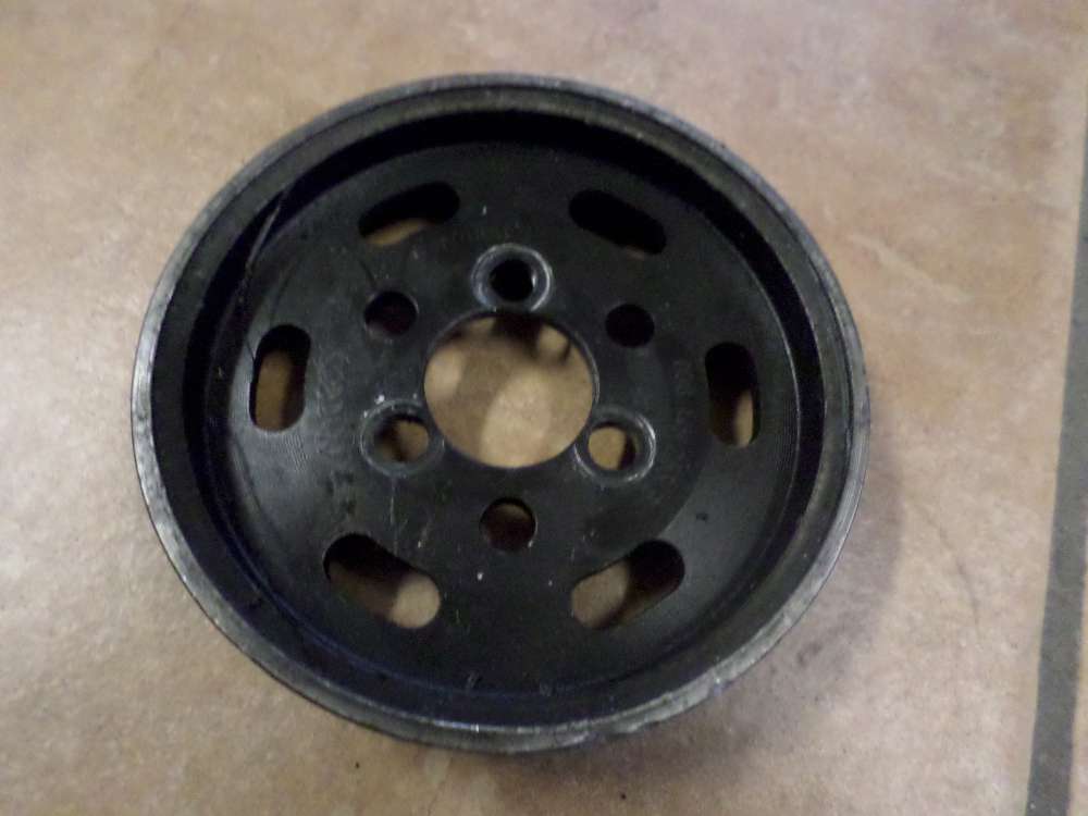 VW Audi Riemenscheibe für Servopumpe 038145255B