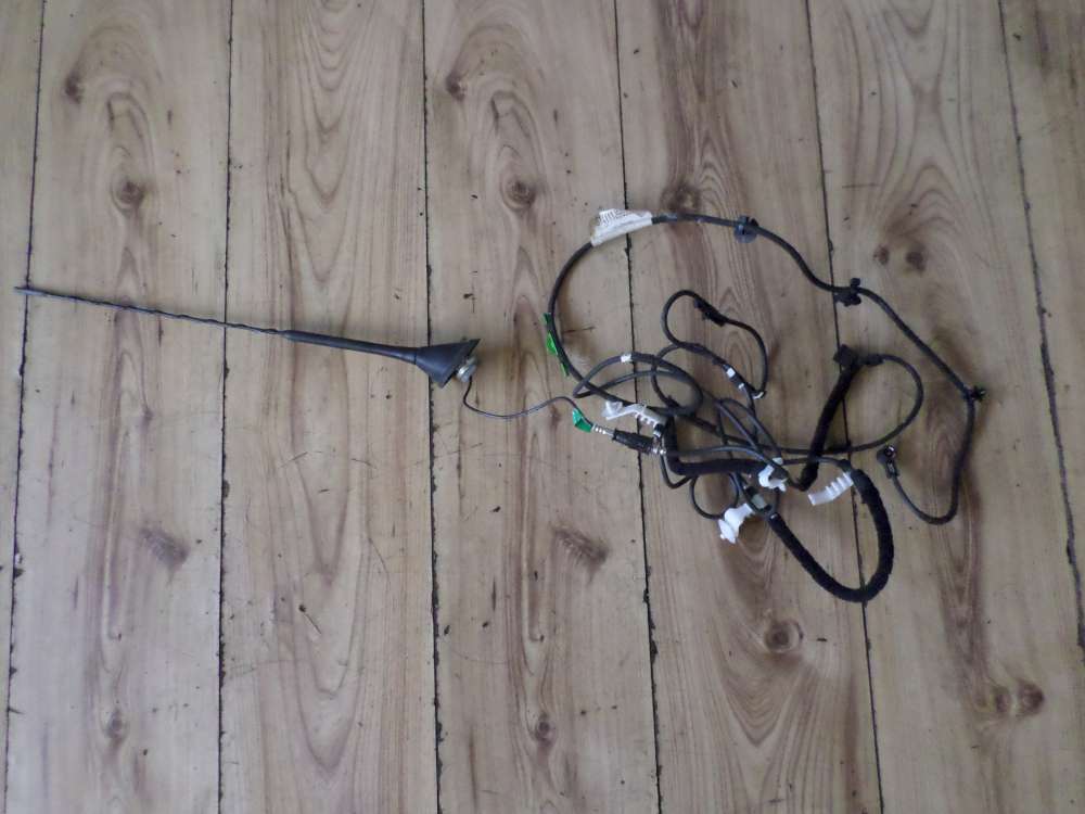 VW Audi Seat Antenne mit Kabelbaum 1J0035505