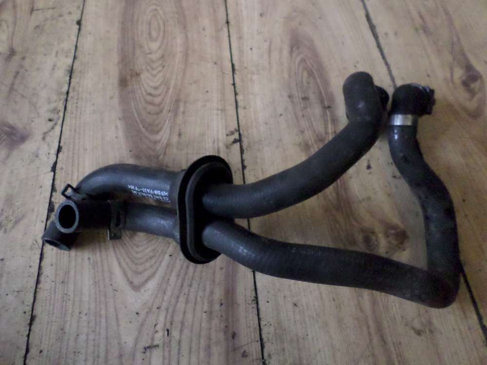 Audi A4 Kühlwasserschlauch 8D0819373