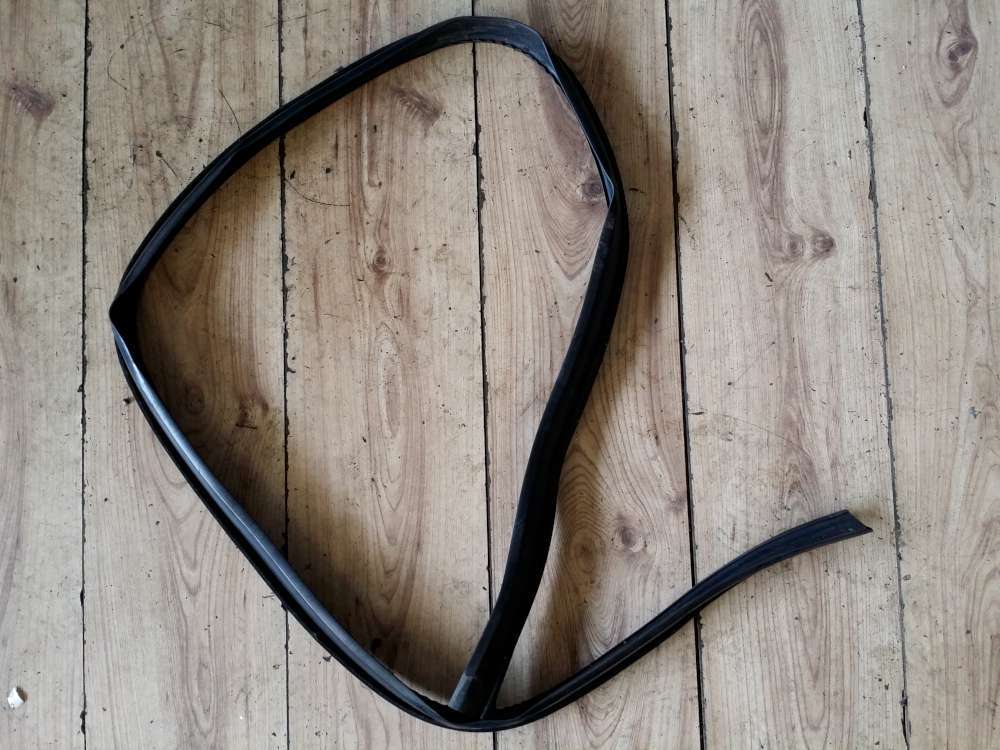 Original Ford Mondeo Heckklappe Dichtung Links