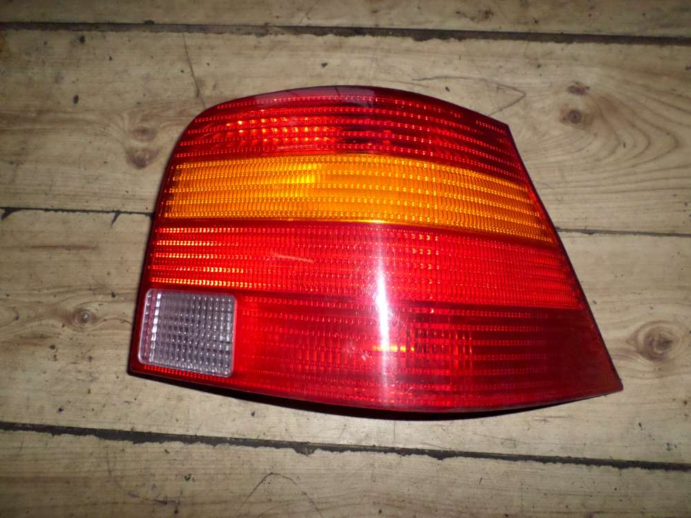 VW Golf 4 Original Rückleuchte Heckleuchte Rücklicht Rechts 1J6945096Q